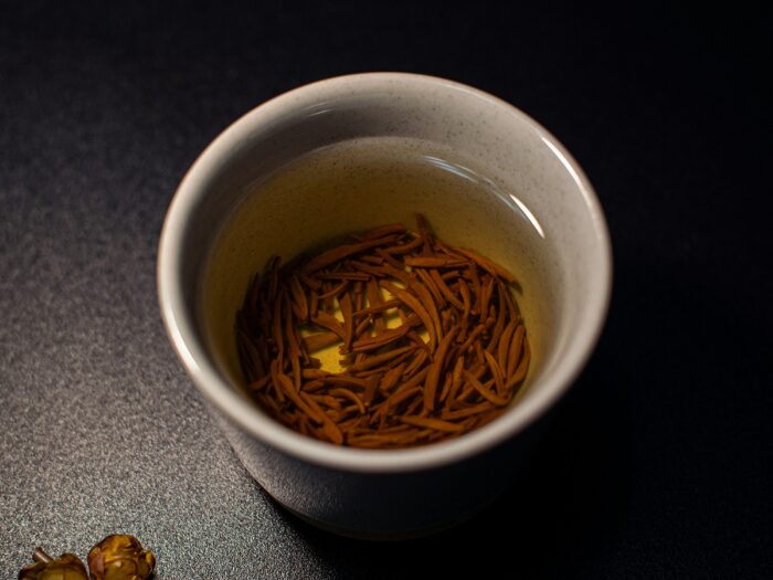 The Quiet Cup: On Hojicha and the Art of the Slow Morning Drink